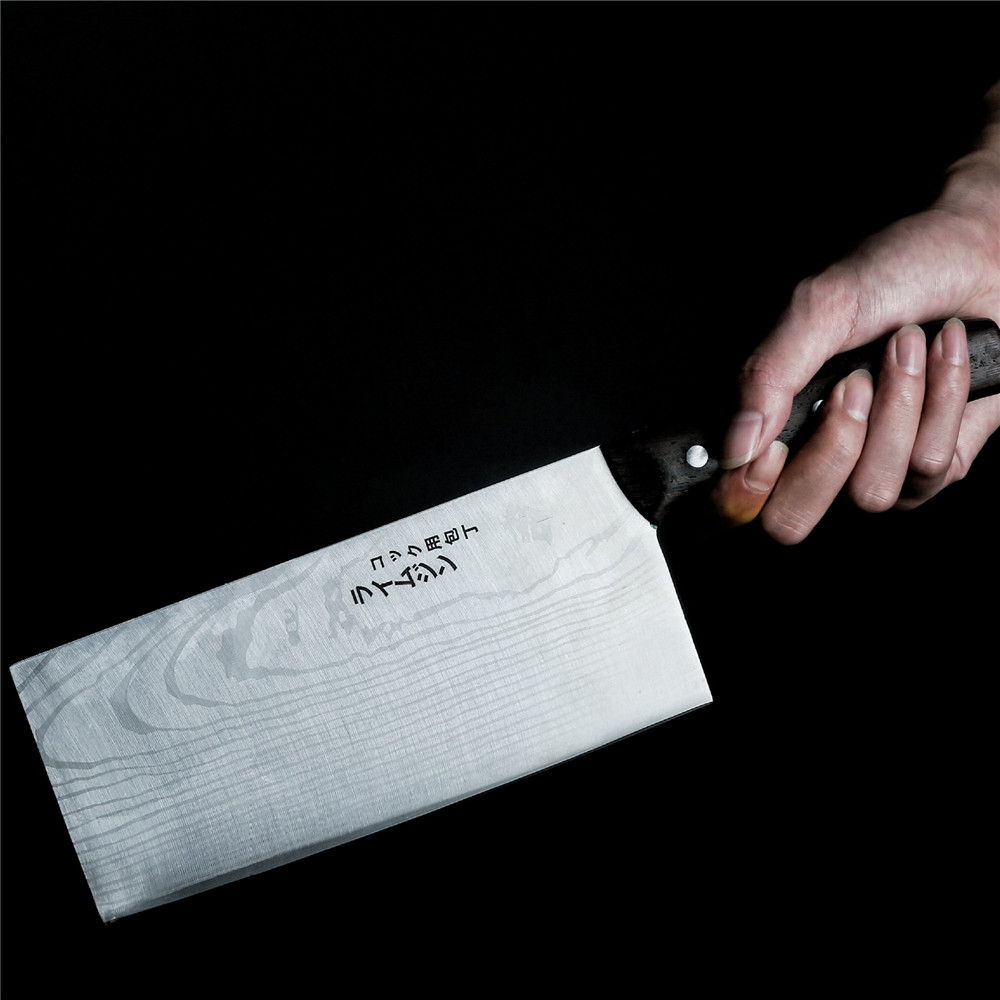 Oud Wood Chip - Japanese Stainless Steel Knife Damascus Pattern